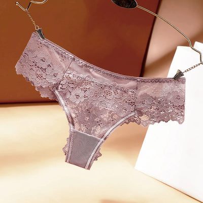 Alura Lace Bra & Underwear Set