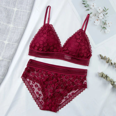Calyx Lace Bra & Underwear Set