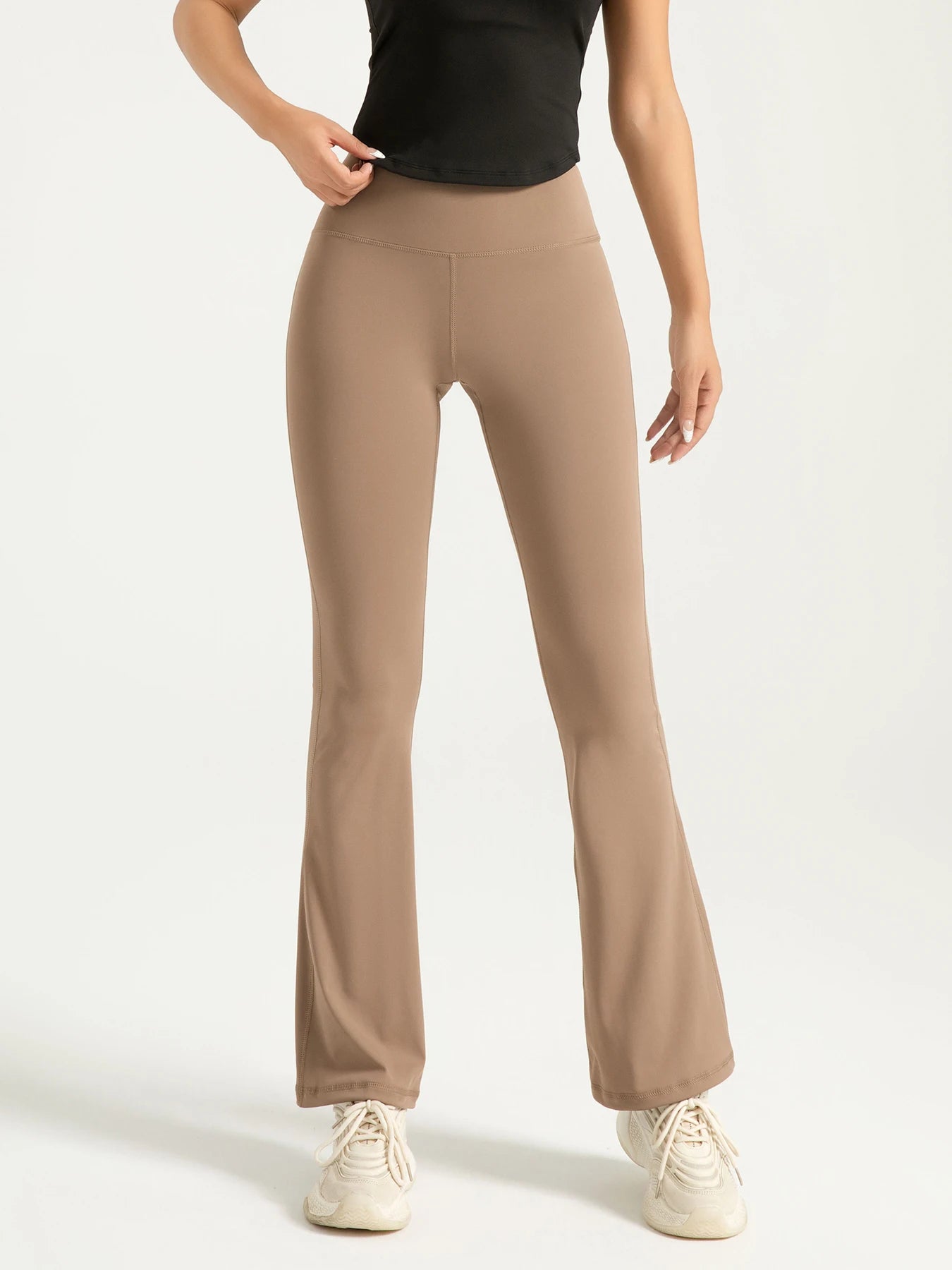 Ami Flare Leggings