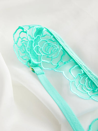 Vespera Lace Lingerie Set