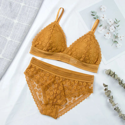 Calyx Lace Bra & Underwear Set