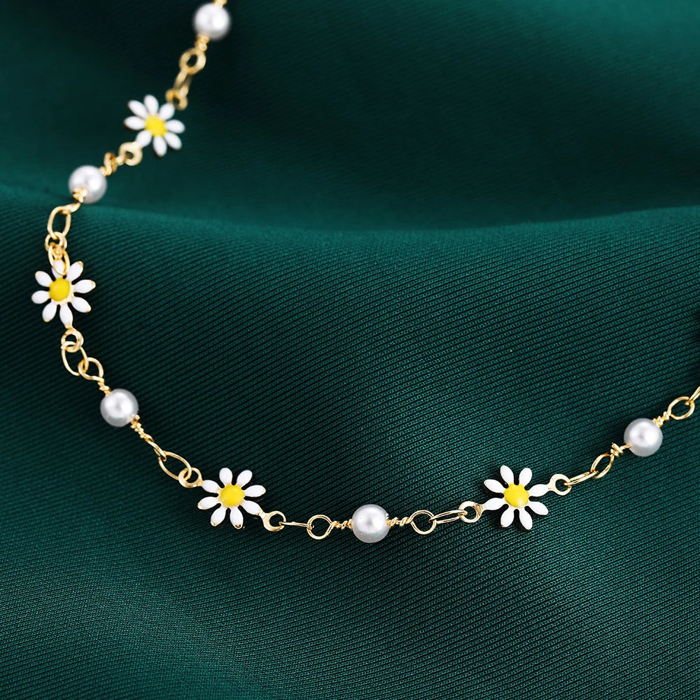 Elegant Daisy Flower Anklet