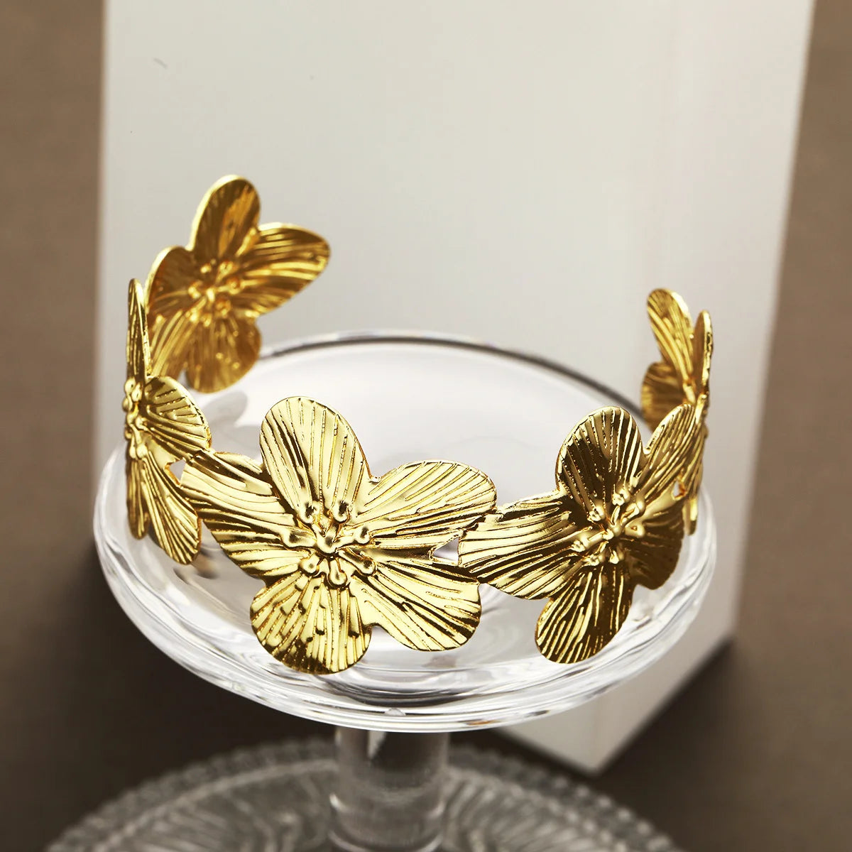 Alira Flower Bracelet