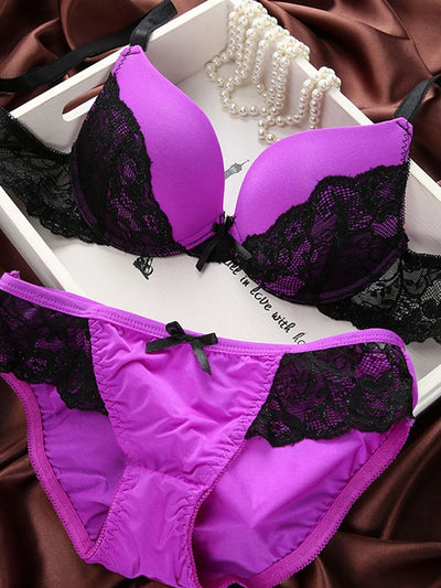 Solstice Lace Bra & Underwear Set