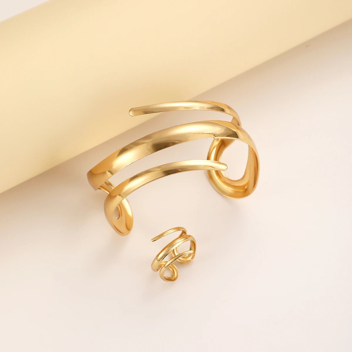 Noemie Bracelet & Ring Set