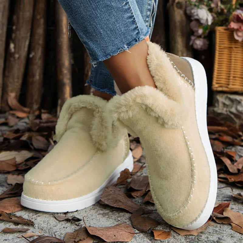 Dakota Slip-On Boots