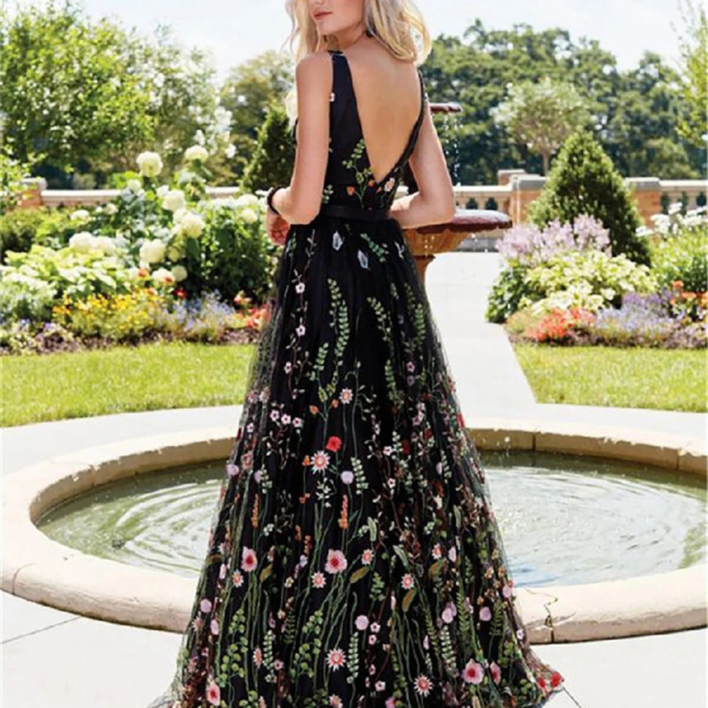 Serenata Elegant Floral Dress