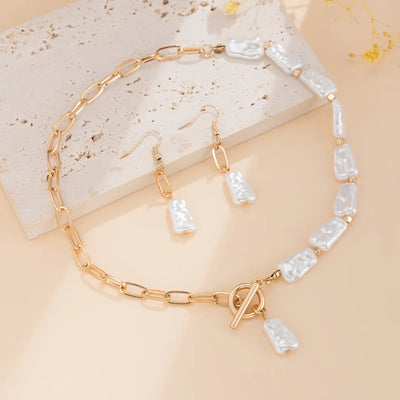 Pearl Necklace & Earring Set
