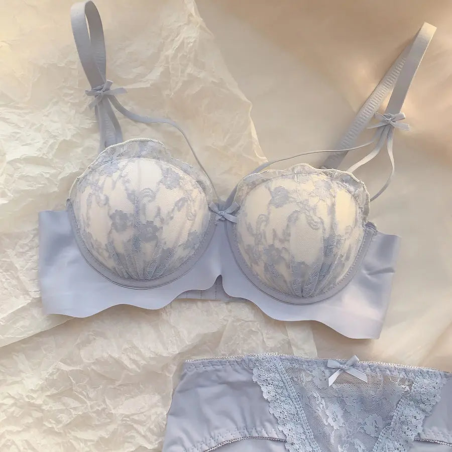 Antoinette Bra