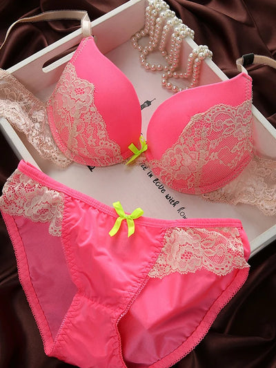 Solstice Lace Bra & Underwear Set