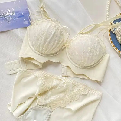 Antoinette Bra